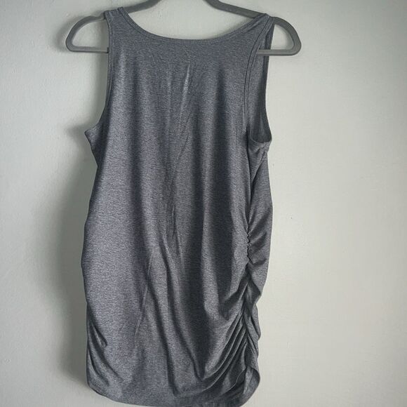 Time and Tru maternity tank top size medium - Picture 7 of 7